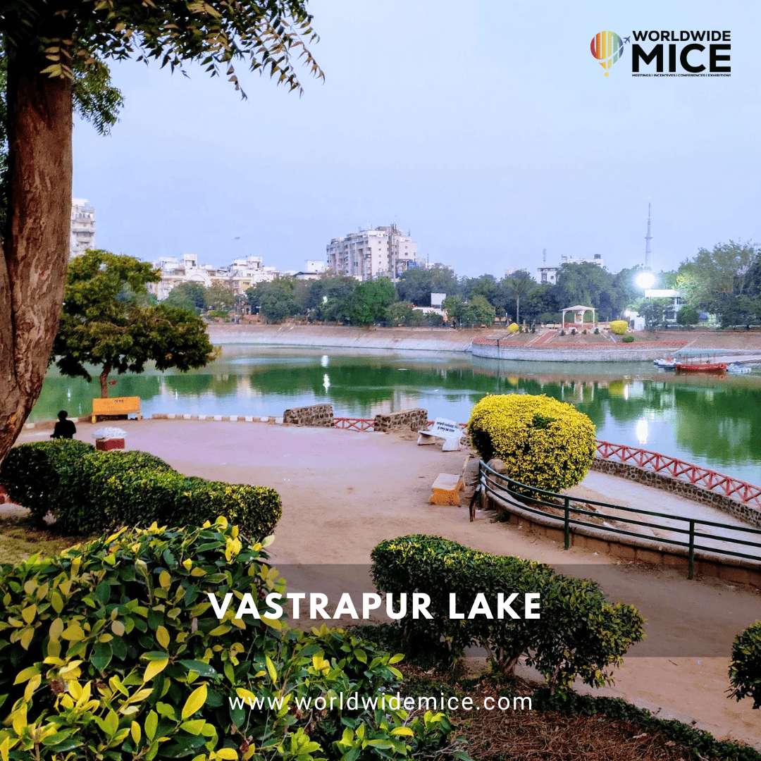 Vastrapur Lake
